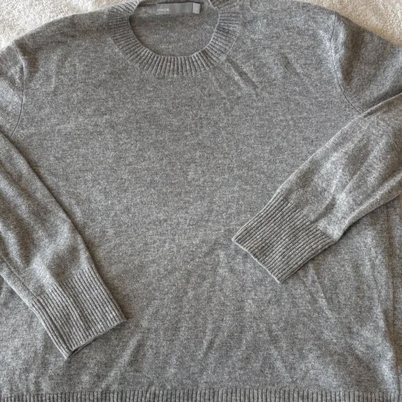 Vince Heather Gray CASHMERE Sweater - Picture 3 of 5